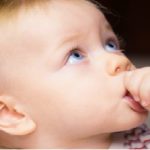 How to reduce the “thumb sucking habit” in children